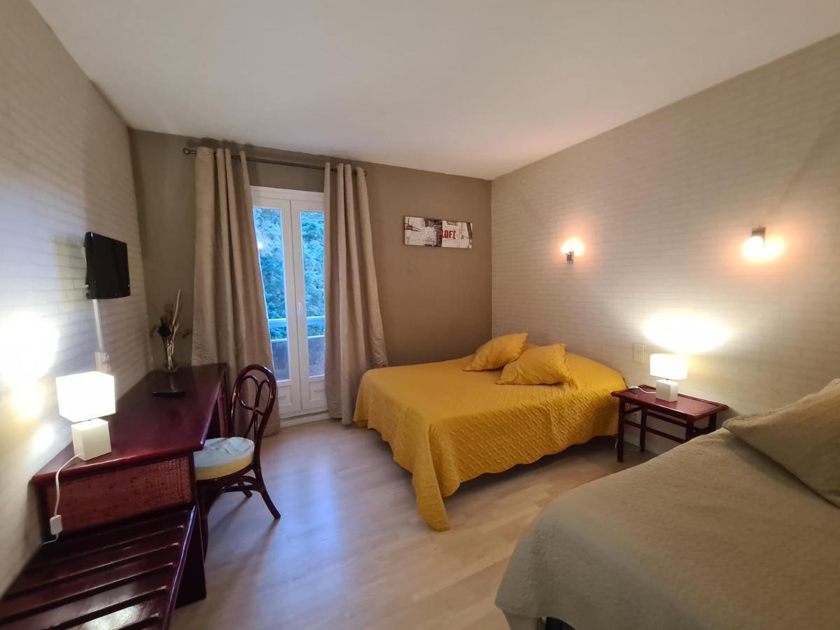 Hotel Restaurant Le Mas De L'Olivier Pont-Saint-Esprit Zewnętrze zdjęcie